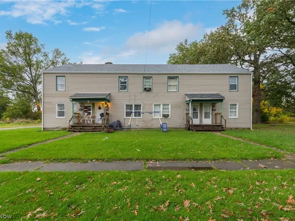 848-854 N Central Dr, Lorain, OH 44052