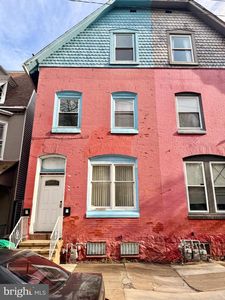 420 Woodward St, Reading, PA, 19601