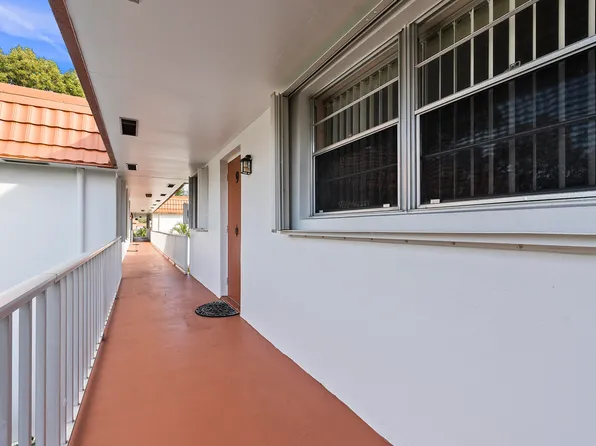 2600 SE Ocean Boulevard #Z-9, Stuart, FL 34996