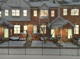 1848 Campau Farms Cir, Detroit, MI 48207