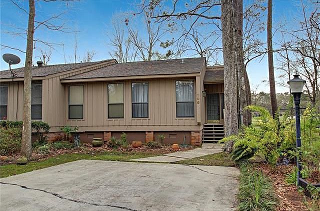 1st image of 108 Catalpa Ln