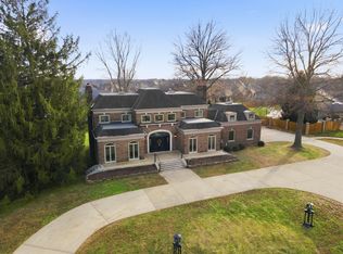 3350 E Fox Grape St, Springfield, MO 65804