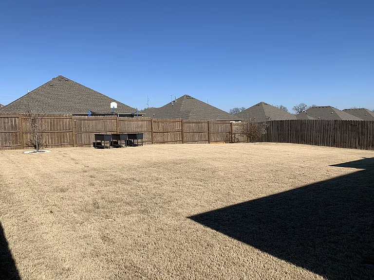 1100 Gardenia St — Photo 26