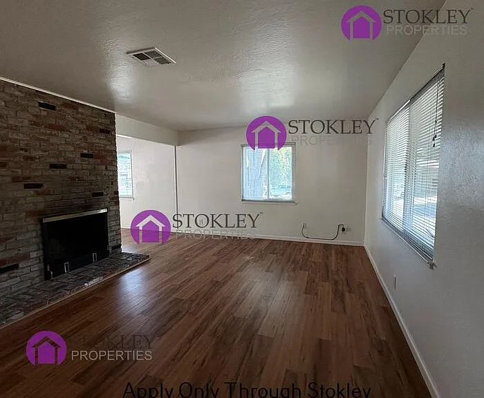747 Harvard Dr — Photo 10