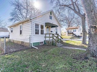 1318 Jerome St, Pekin, IL