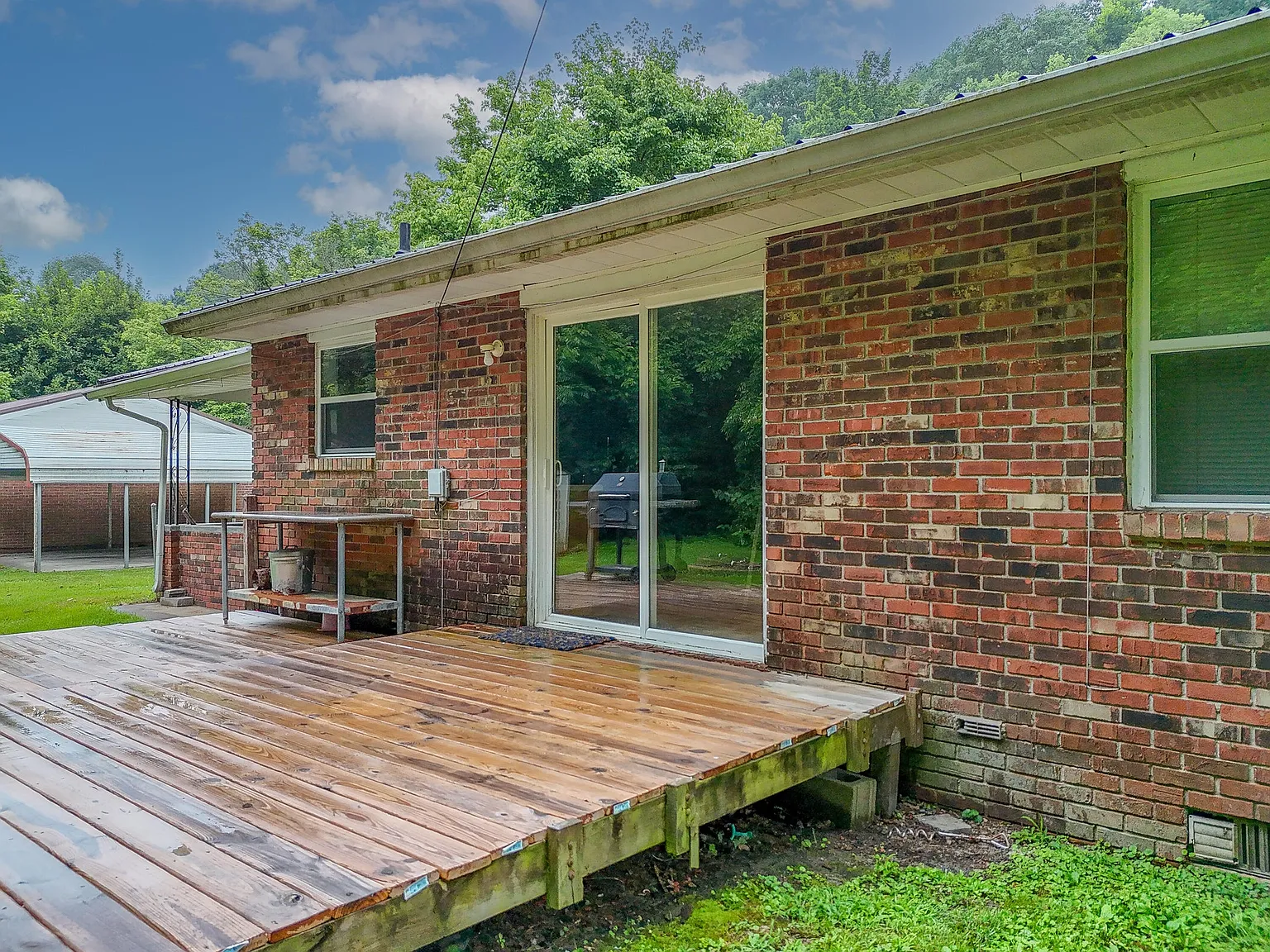 270 Pleasant Valley - 1 — Photo 3