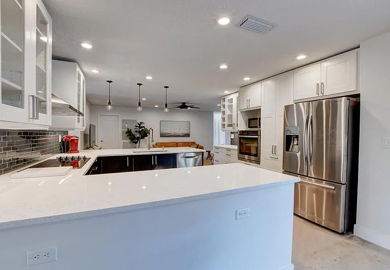 1440 NW 12th Way — Photo 6