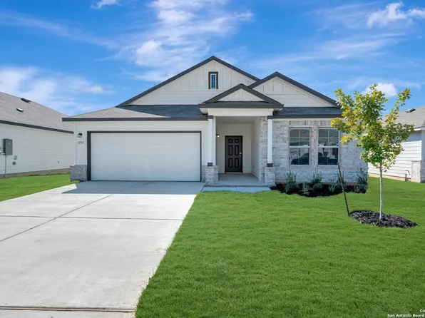 1153 Limestone Ridge, Seguin, TX 78155