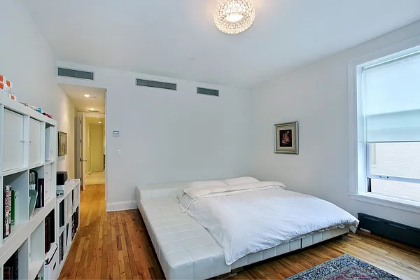 Sold by Corcoran | media 14