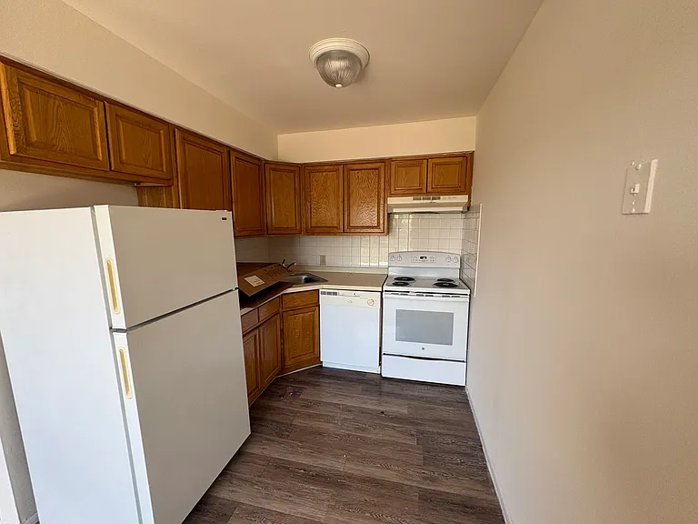 35-38 Kimmig Ave #35-38 — Photo 1