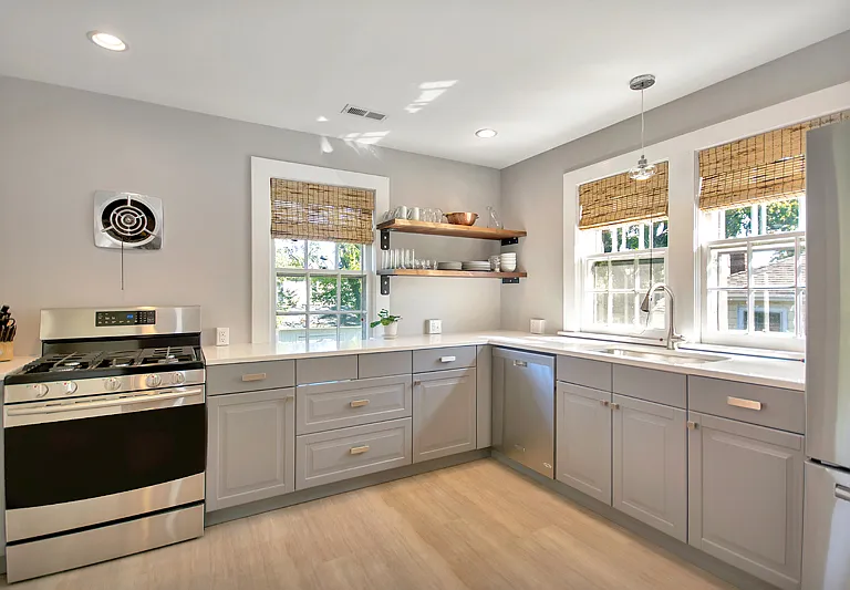 727 Hinton Ave — Photo 11