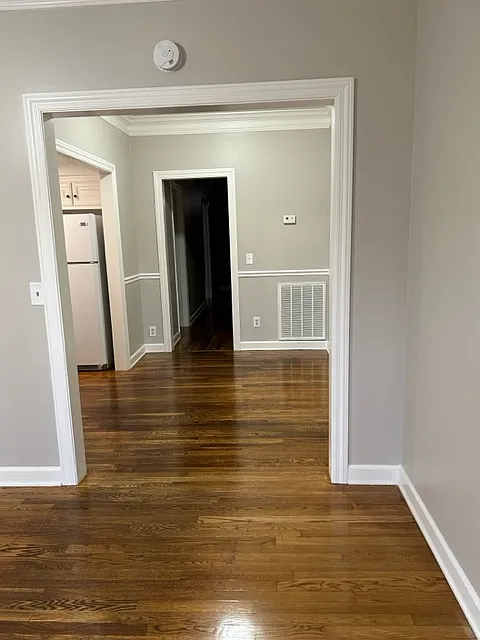 3 bed, 1814 sqft, $2,900 — Photo 2