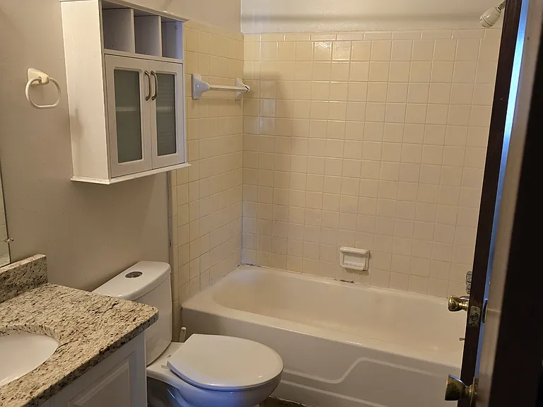 8643 Hickory Dr — Photo 8