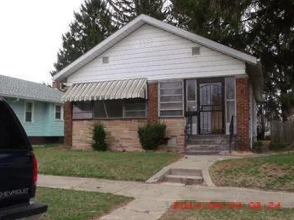 1106 N Brookfield St, South Bend, IN 46628