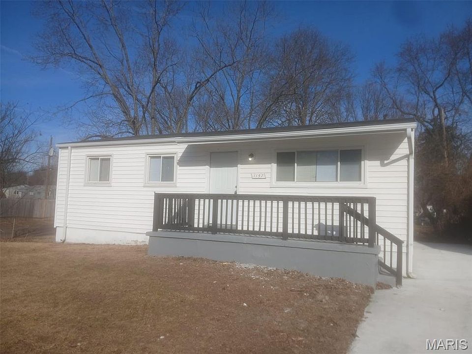 1st image of 1157 Scott Ave