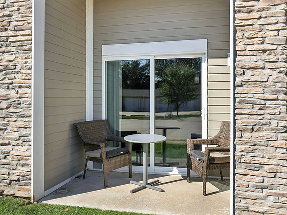 Cliff Cave - One Bedroom