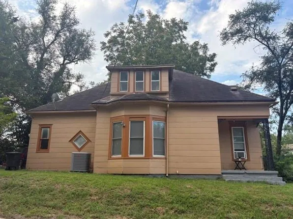 1123 Prospect Ave, Saint Joseph, MO 64501