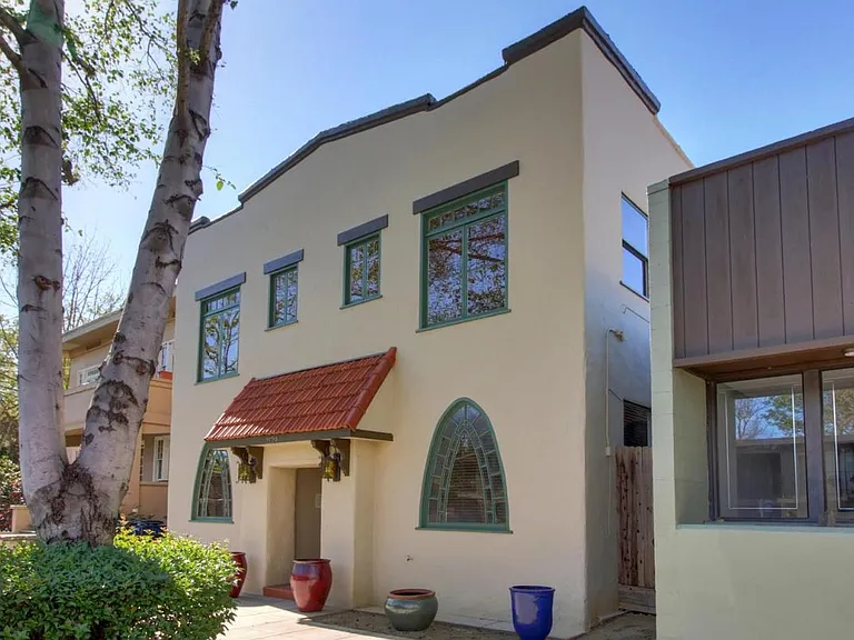 2124 P St — Photo 12