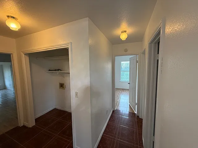 4908 S Clear Creek Rd — Photo 20