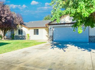 914 S Laguna St, Visalia, CA 93292