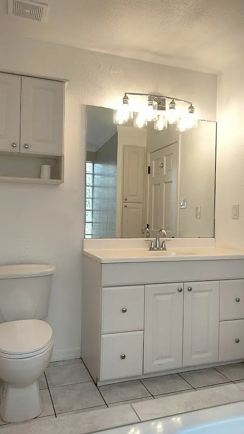 3 bed, 1320 sqft, $2,200 — Photo 2