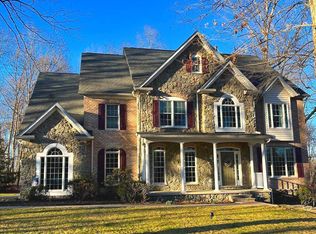 2210 Theseus Dr, Finksburg, MD 21048