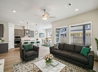 702 Topwater Trl, Kemah, TX 77565