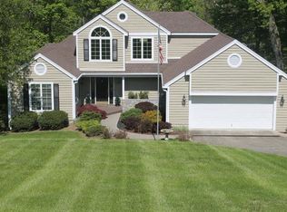 808 Donmar Dr, Lancaster, KY