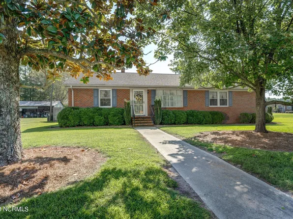 4245 Woodcrest Road, Rocky Mount, NC 27803