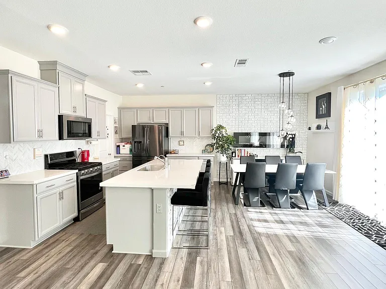 5325 Knights Valley Ln — Photo 24