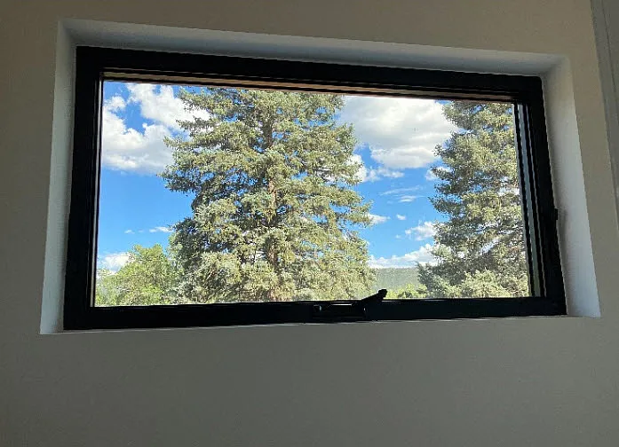 Window master toilet