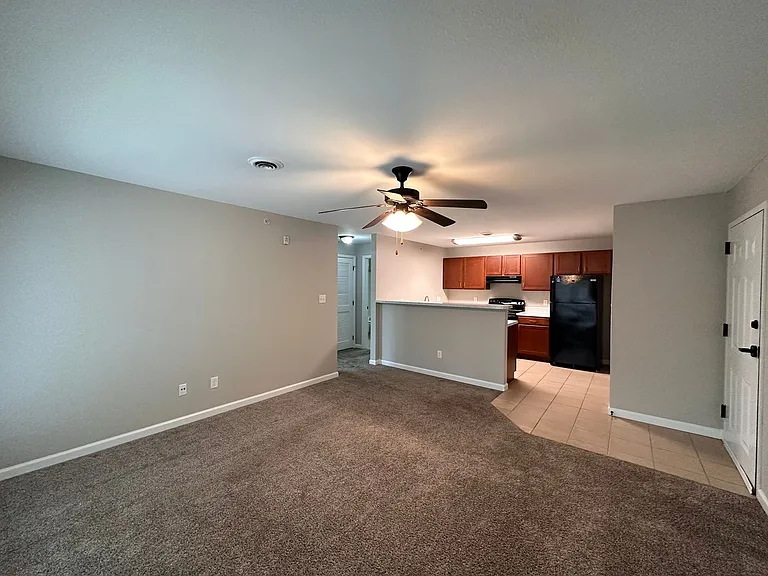 Maple Sunset Apartment Homes — Photo 19