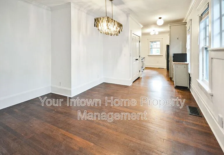 259 Atlanta Ave SE — Photo 9