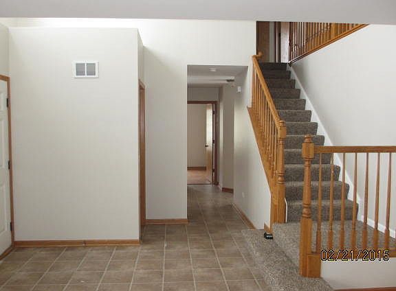 3rd image of 1212 Emington Ln