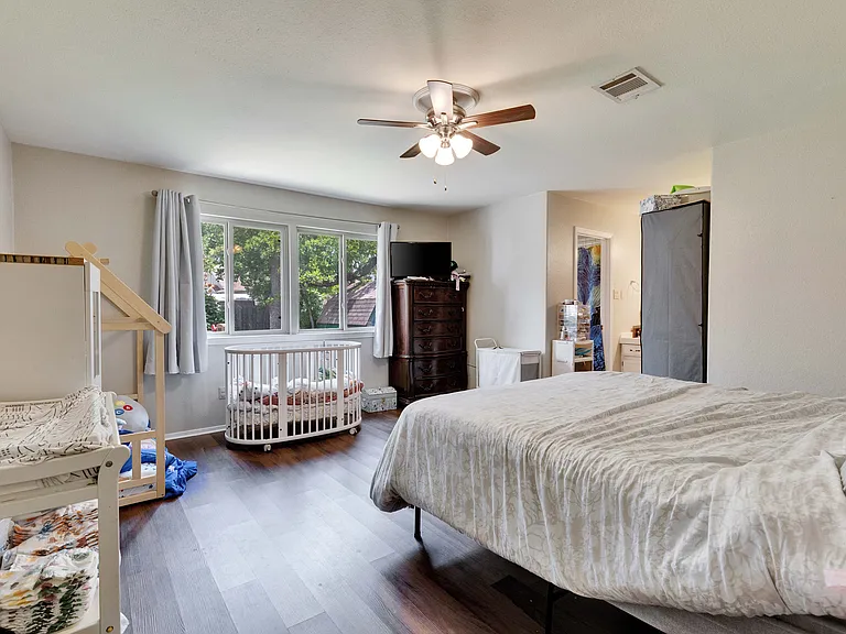 7601 Hawkeye Dr — Photo 17