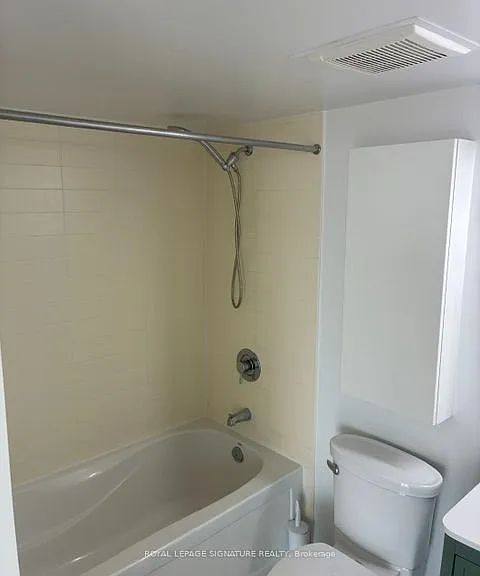 126 Simcoe St #1707 — Photo 10