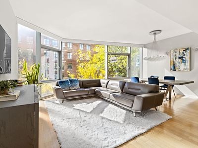 425 W 53rd St APT 409, New York, NY, 10019