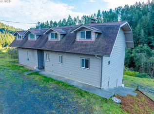 604 Thorton Oar Ln, Reedsport, OR 97467