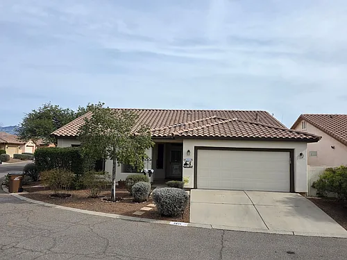 3421 W Desert Bend Loop Photo 1