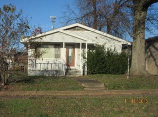 211 W 6th St, Metropolis, IL 62960