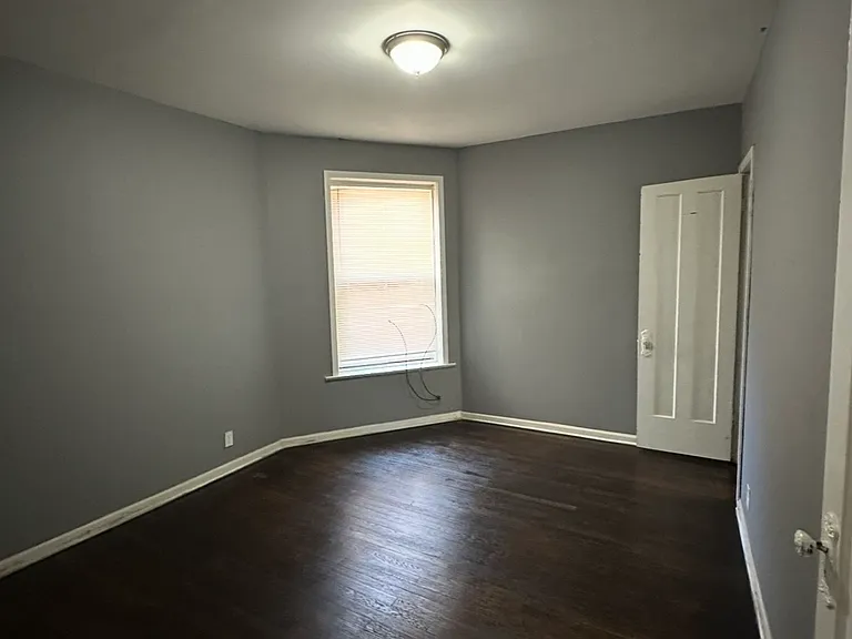 6816 S Cornell Ave #3S — Photo 4