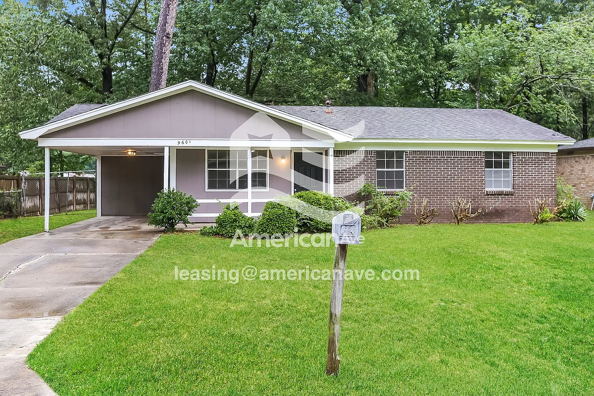1483411_001_front_view_2.jpg - 9601 Comstock Rd