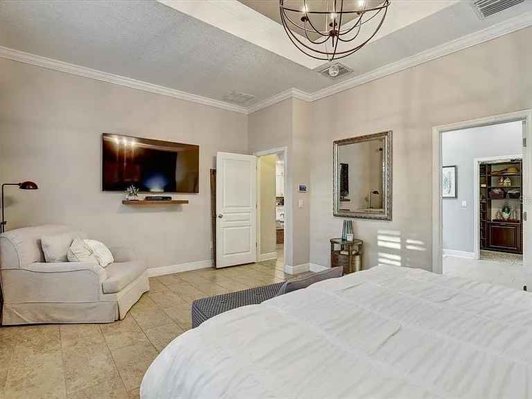 7209 Meeting House Ln — Photo 16