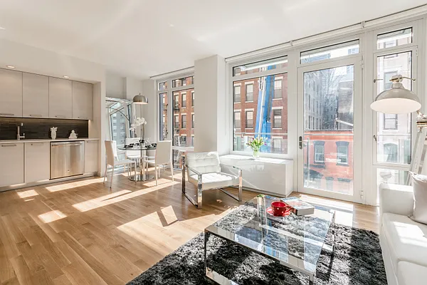 Rented by Bond New York | media 1