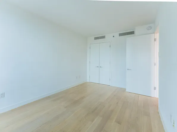 33-66 Farrington Street image 14 of 26