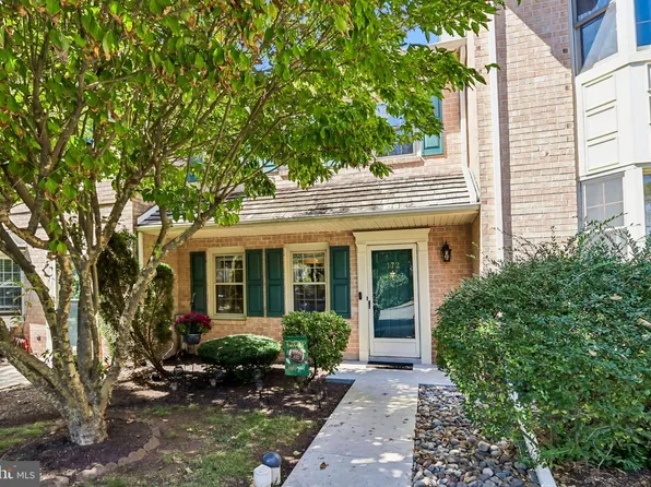 172 Lafayette Ct, Collegeville, PA 19426