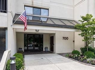 700 Avondale Rd APT 4L, Wallingford, PA 19086