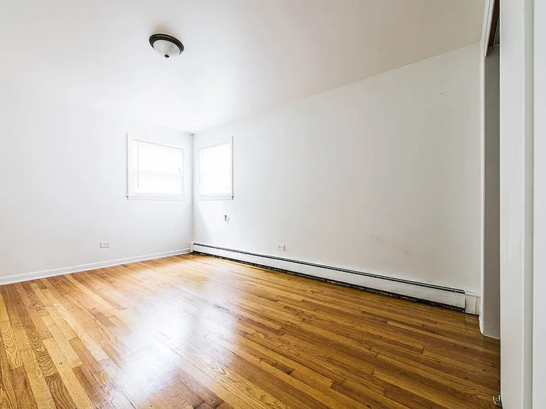 14119-21 S Tracy Ave — Photo 6