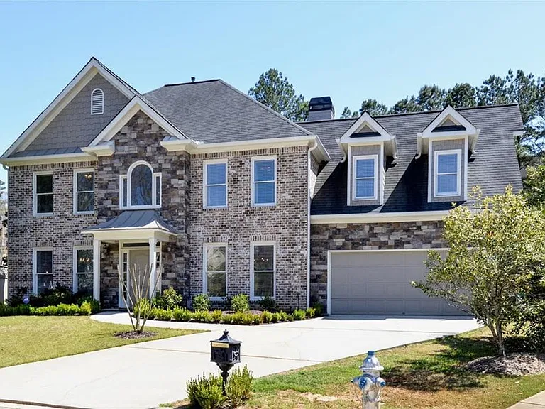 310 Windsor Gate Cv — Photo 2