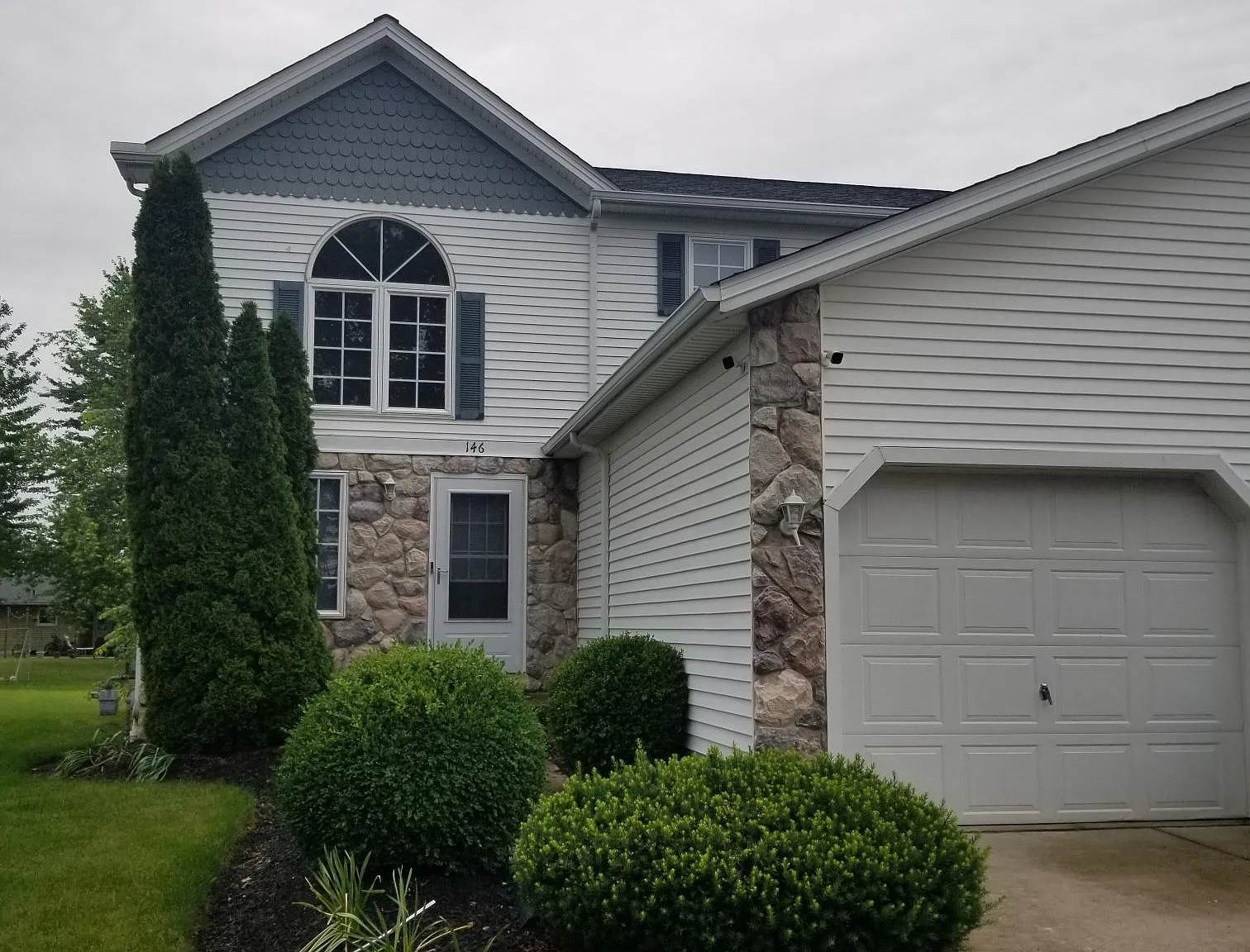 146 Harvest Ct — Photo 2